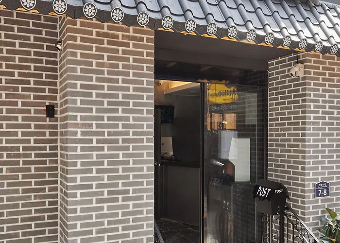 Hostel Eight Rest Myeongdong *