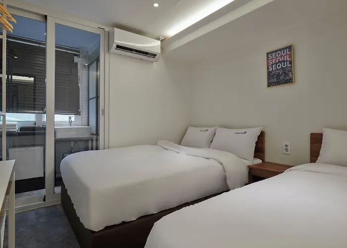 Hostel Eight Rest Myeongdong