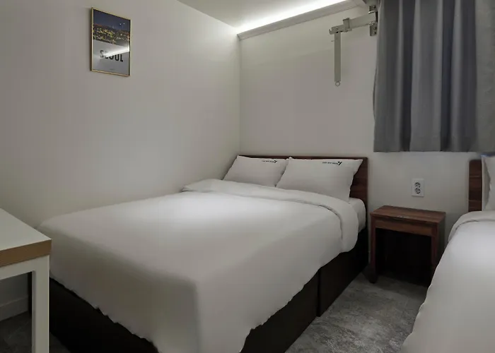 Hostel Eight Rest Myeongdong